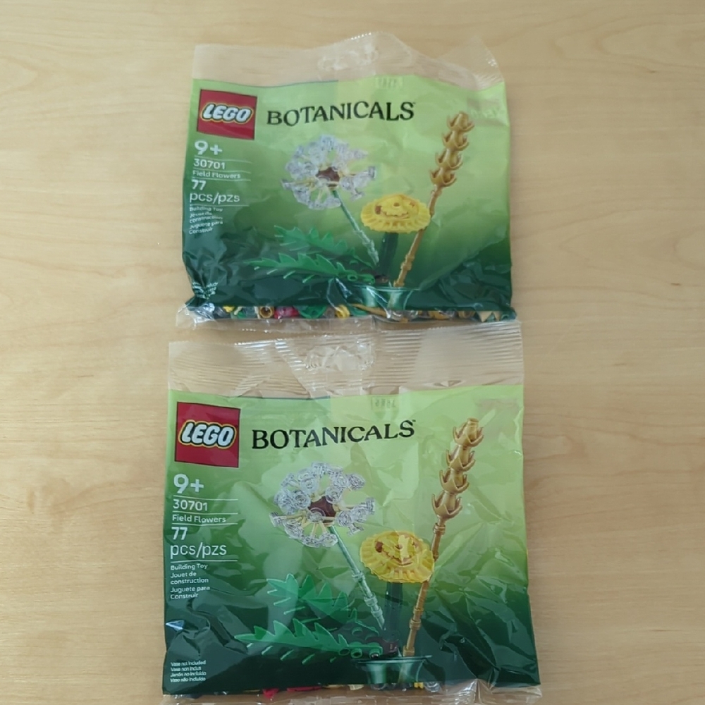 LEGO Botanicals polybag Sets new both included 77 pieces each